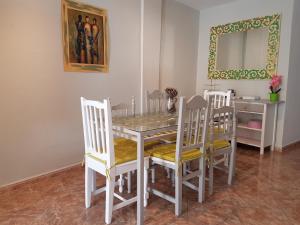 Los Cristianos, Nirvana Apartamento