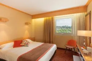 Hôtel du Béryl, Lons-le-Saunier - 希勒尔