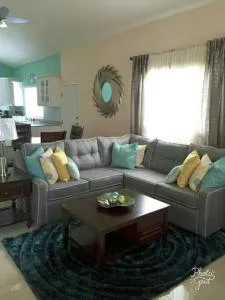 Caymanas Estate beautiful three bedroom house - Портмор