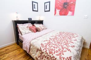 Deluxe Studio room in Gramercy Superior Apartments