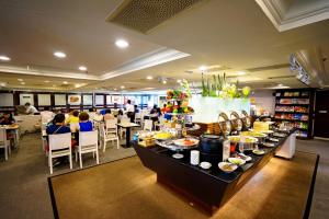 Cambridge Tainan Hotel