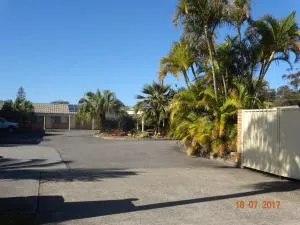 Forster Palms Motel - Blueys Beach