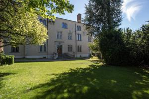 B&B / Chambres d'hotes Bed and Breakfast Le Chateau de Morey : photos des chambres