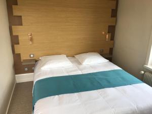 Hotels Hotel Du Pont : photos des chambres