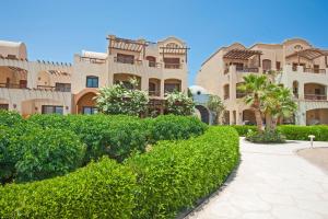 Apartment Overlooking Pool & Lagoon for Rent in Sabina El Gouna Egypt