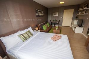 Baan Peang Ploen Huahin by Alice