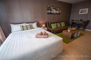 Baan Peang Ploen Huahin by Alice