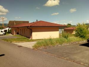 Bed and Breakfast Villa Hallau