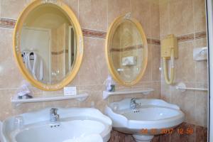 Hotels Hotel Le Castel : photos des chambres