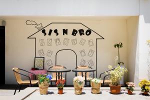 SISnBRO Guesthouse