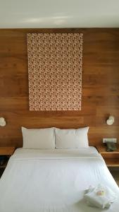Dynasty Inn