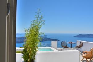 Cocoon Suites Santorini Greece