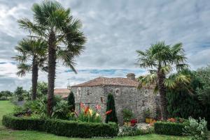 B&B / Chambres d'hotes Logis de la Robliniere : photos des chambres