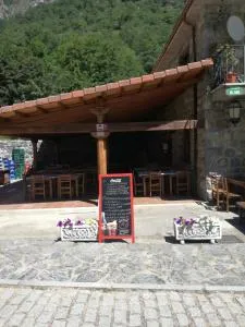 Hostal Casa Tino - Posada de Valdeón