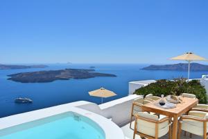 Cocoon Suites Santorini Greece