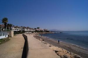 Beach-Front Bahia Dorada