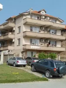 Guest House D. Bogdanova - Obzor