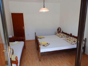 Triple Room room in Apartments and rooms by the sea Zuljana Peljesac - 256