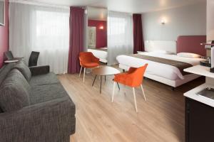 Hotels The Originals City, Hotel Codalysa, Torcy (Inter-Hotel) : photos des chambres