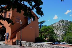 Hotels Hotel Arc En Ciel : photos des chambres