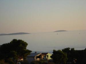 Apartments Tonći and Iris