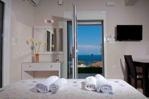 Brentanos Apartments - A - View of Paradise Corfu Greece