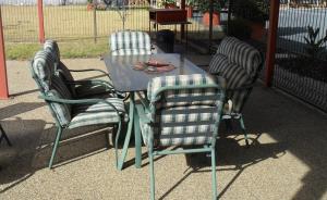 Settlement Motor Inn