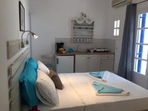 Anna's Studio Paros Greece