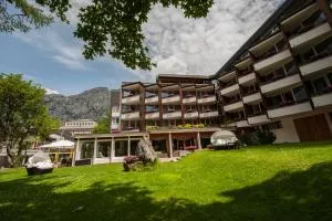 Hotel Quellenhof Leukerbad - Leukerbad