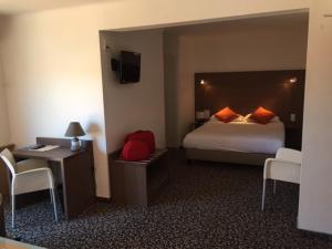 Hotels Le Galion Hotel et Restaurant Canet Plage - Logis : photos des chambres