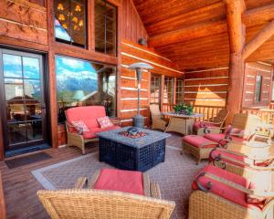 Holiday Home room in Spanish Peaks Settlement Cabin