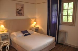 Hotels Hotel Ttiki Etchea : photos des chambres