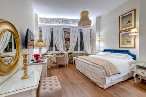 1844 Suites Syros Greece