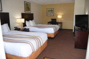 Double Room with Two Double Beds - Non-Smoking room in Americas Best Value Inn Montgomery