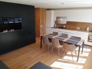 Amber Wind Apartment