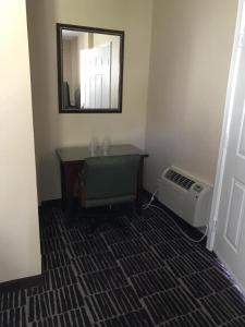 Economy Single Room room in Economy Inn