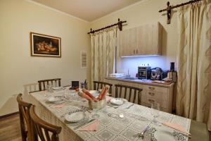 Lemonia Luxury Apartment