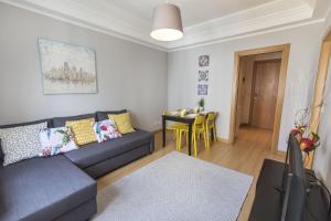 LovelyStay - Charming Marques Flat