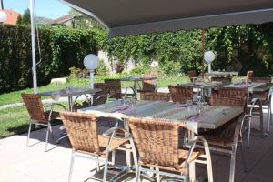 Hotels Logis Hotel- Restaurant La Renaissance : photos des chambres
