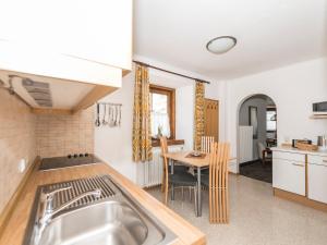One-Bedroom Apartment (2 - 5 Adults) room in Appartementhaus Renate
