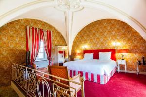 Hotels Chateau D'ige : Suite