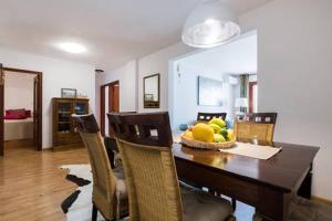 3 bedroom Apartment with private garden on top location Sitges centre beach