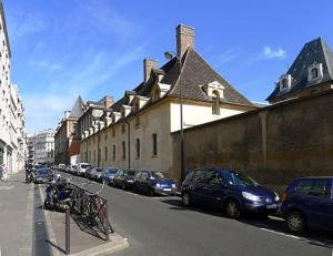 Appartements Bright and Newly Renovated Apartment, Hip Canal Saint-Martin Area, Central Paris : Appartement