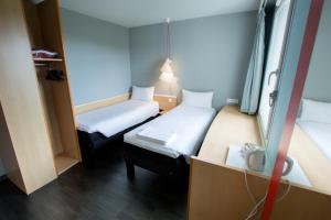 Hotels ibis Cherbourg La Glacerie : photos des chambres