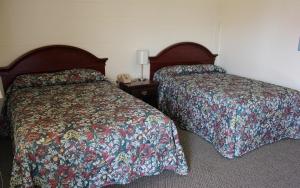 Double Room with Two Double Beds - Smoking room in The Inn