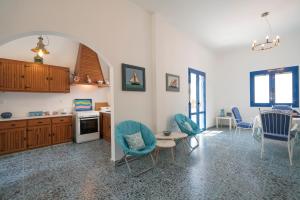Captain's Home KMR Sifnos Greece