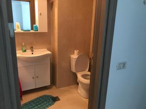 Mamaia Sunset Studio