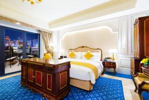 Deluxe Double Room room in Legend Palace Hotel