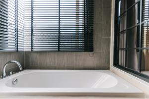 Mii Hotel Srinakarin