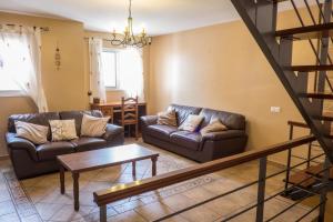 AMAZING DUPLEX 3 bedrooms GOOD WIFI with terrace & BBQ